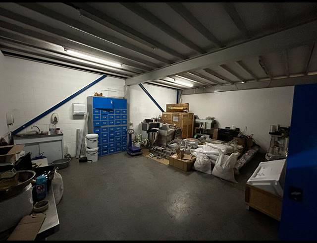 452M² WAREHOUSE TO LET IN EASTGATE